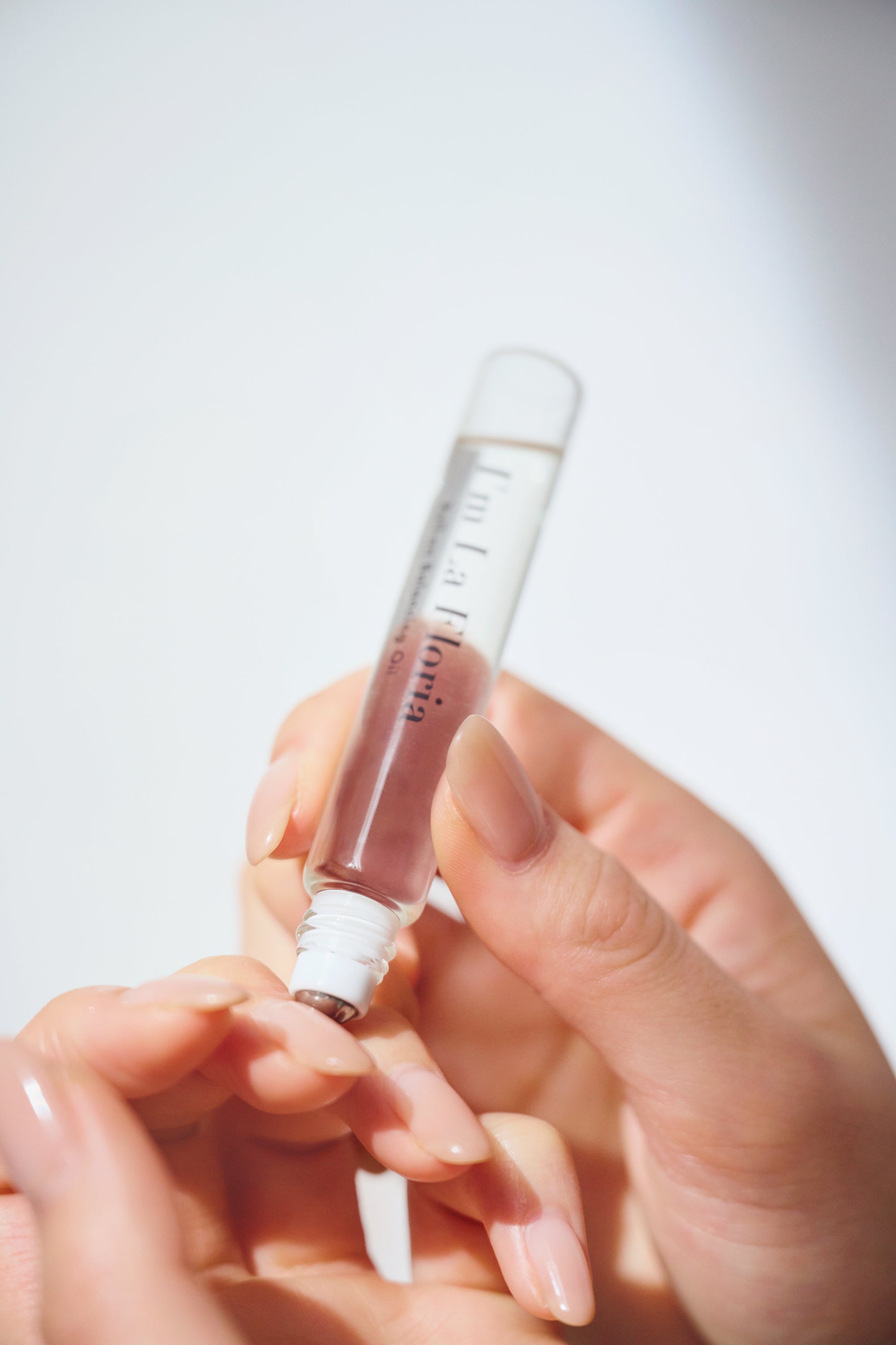 ロールオンバランシングオイル – FEMTECH LAB